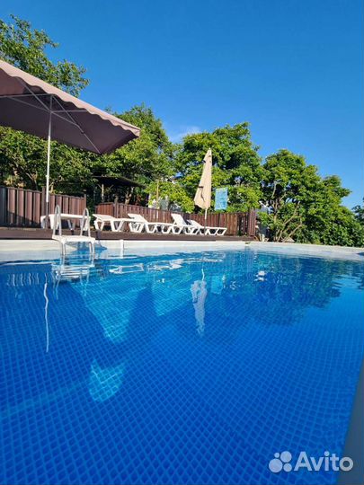 Русская баня на дровах с бассейном и мангалом