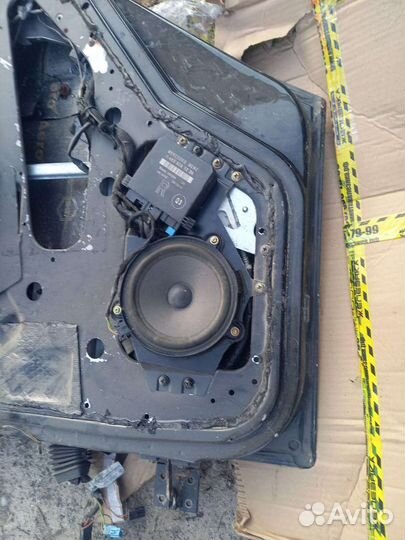 Мерседес w463 задняя дверь