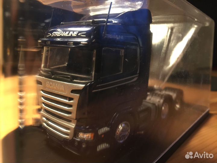 Коллекционная модель тягача Scania