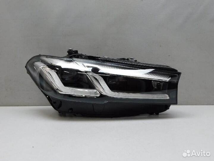Фара правая BMW 5-Series/M5