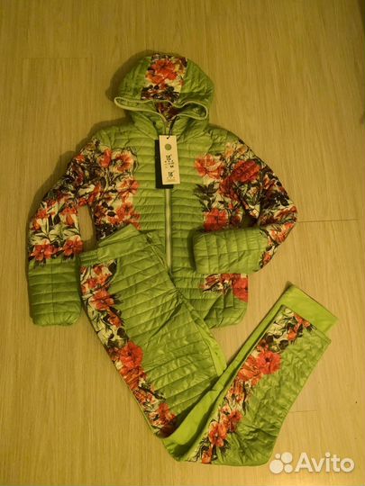 Костюмы новые, не толстые