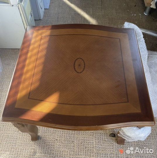 Письменный стол