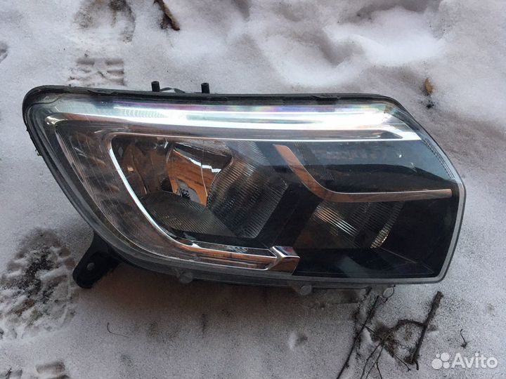 Фара LED для Рено Логан2 Сандеро2