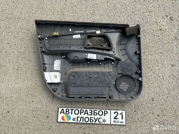 Обшивка передняя правая Kia Rio 2