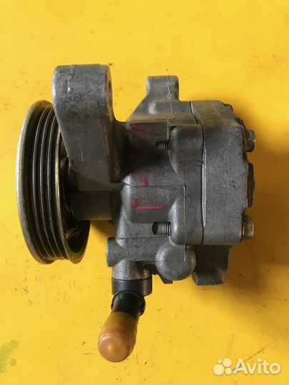 Насос гидроусилителя хонда D17A