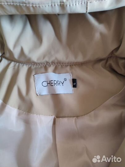 Куртка осенняя бежевая 46-48 р-р