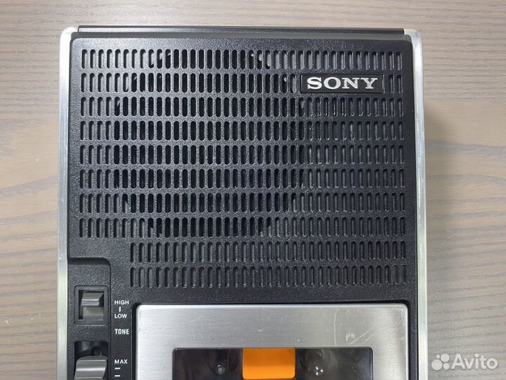 Кассетный магнитофон Sony TC-205