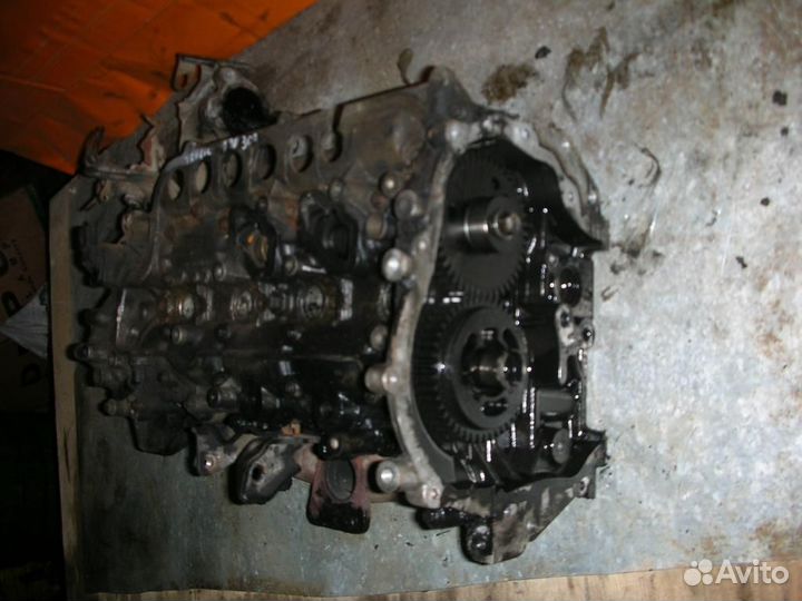 Головка блока Renault Trafic 2001-2014