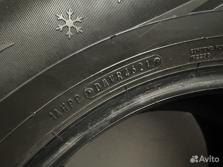 Dunlop GrandTrek Ice 03 265/65 R18 114T