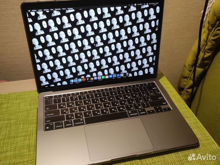 Macbook air 13 m1 8/512