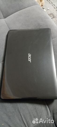 Ноутбук Acer Aspire E1-571G