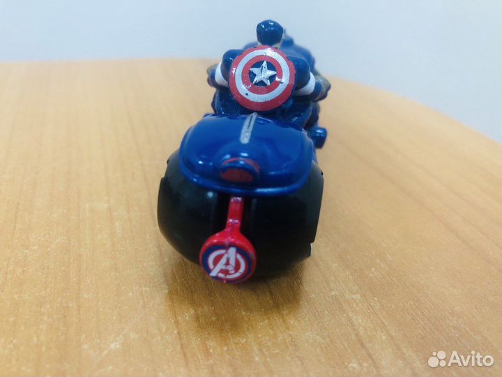 Мотоцикл Hot Wheels Marvel Captain America