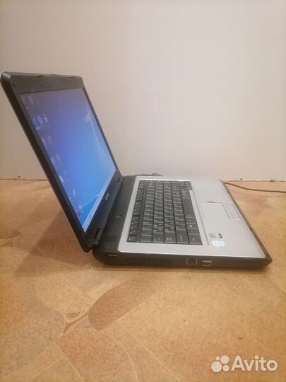 Toshiba L305 хор.сост/15.4