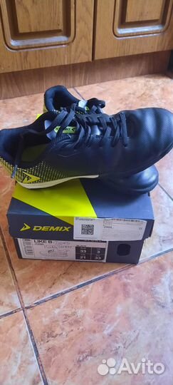 Кроссовки детские