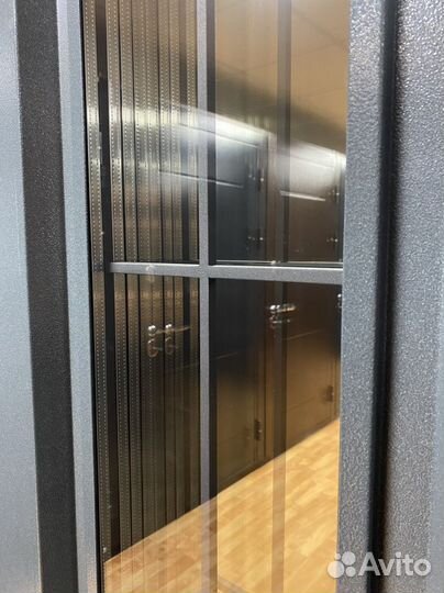 Дверь входная в дом