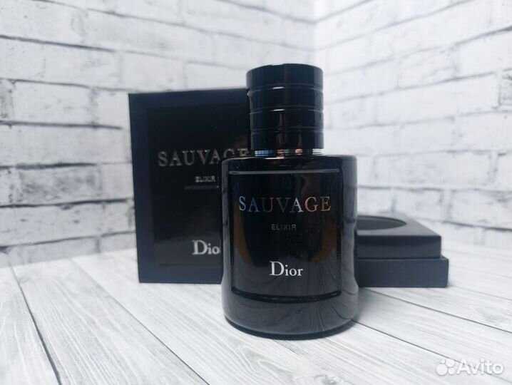 Мужские духи Dior Sauvage elixir lux