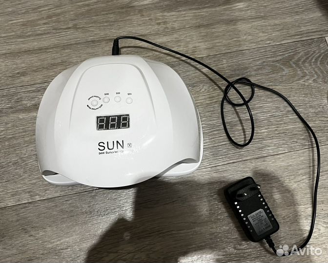 Лампа для сушки ногтей