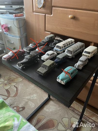 Продаю модели автомобилей серии 