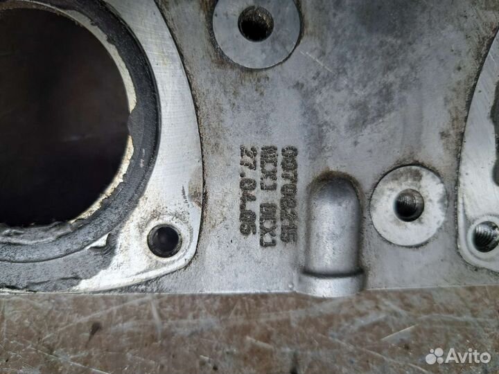 Крышка двигателя Mercedes W203