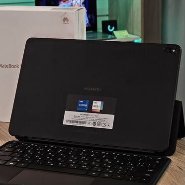 Суперский сенсорный ноутбук Huawei