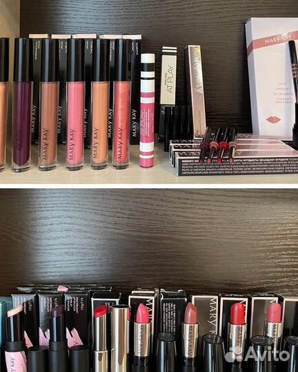 Блески и помады Mary Kay