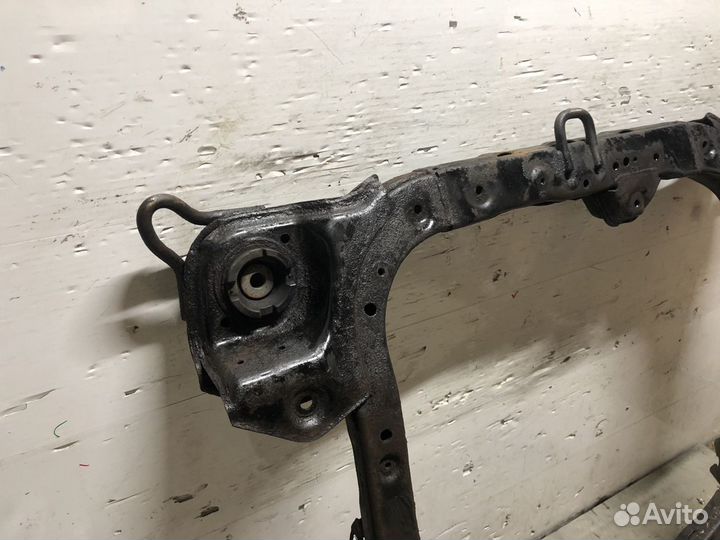 Подрамник передний Hyundai Santa Fe 2 CM 06-10г