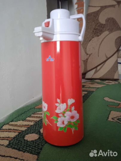 Термос с помпой