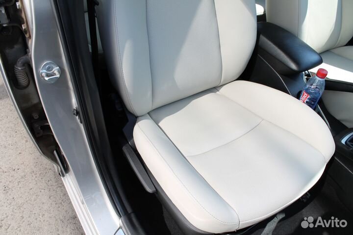 Пошив обивок сидений из экокожи на Kia Ceed