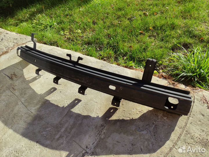 Усилитель заднего бампера kia sorento 2011