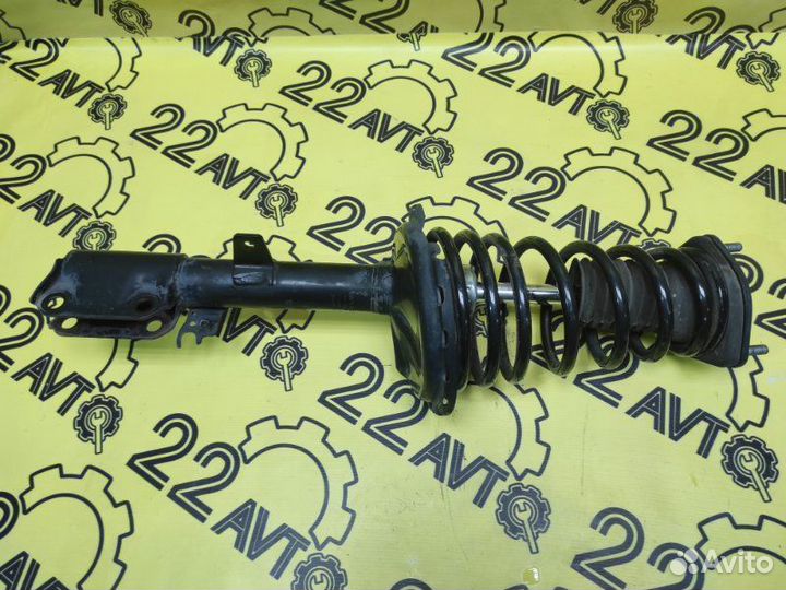 Стойка в сборе комплект задняя Toyota Harrier