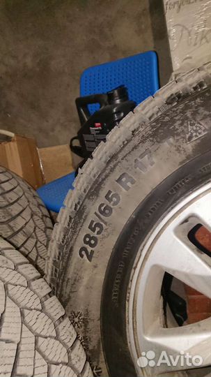 Continental ContiIceContact 4x4 285/65 R17