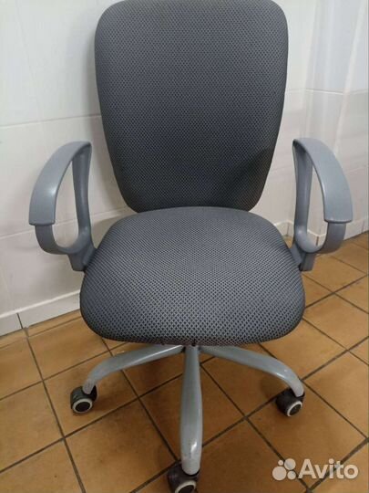 Компьютерное кресло