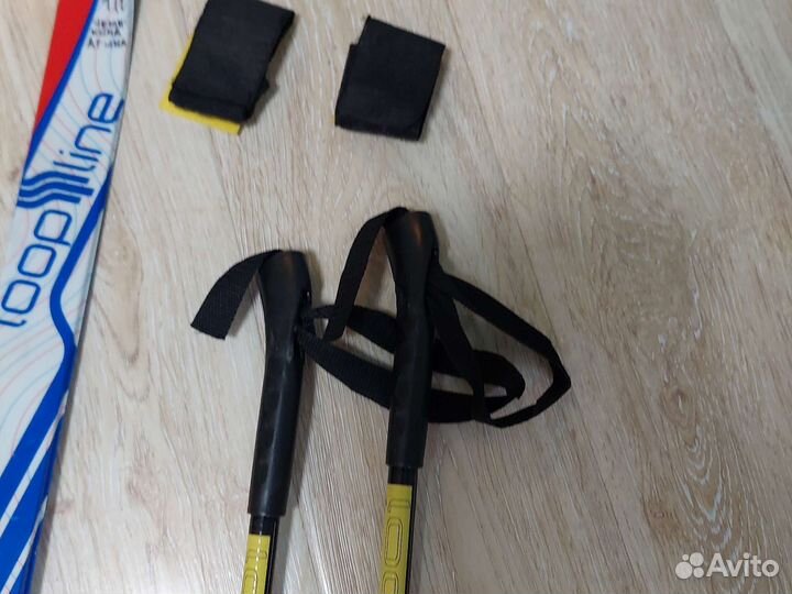 Продам комплект лыжи, палки, ботинки 33и 37 размер