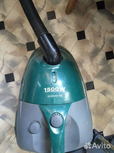 Пылесос Vitek