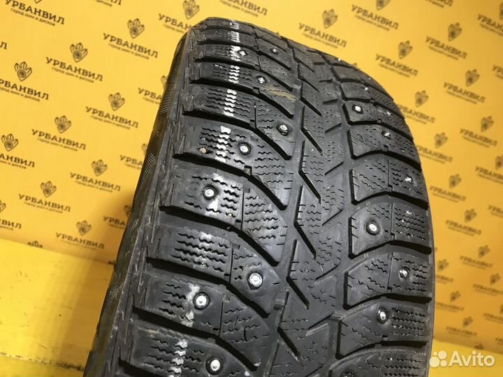 Bridgestone Ice Cruiser 5000 205/55 R16 91T