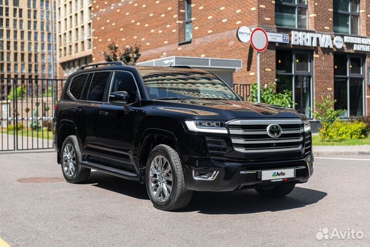 Toyota Land Cruiser 3.5 AT, 2023, 40 км