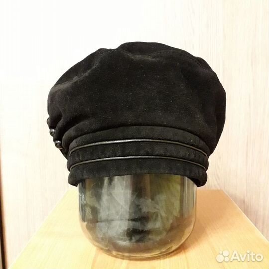 Берет замшевый, на флисе