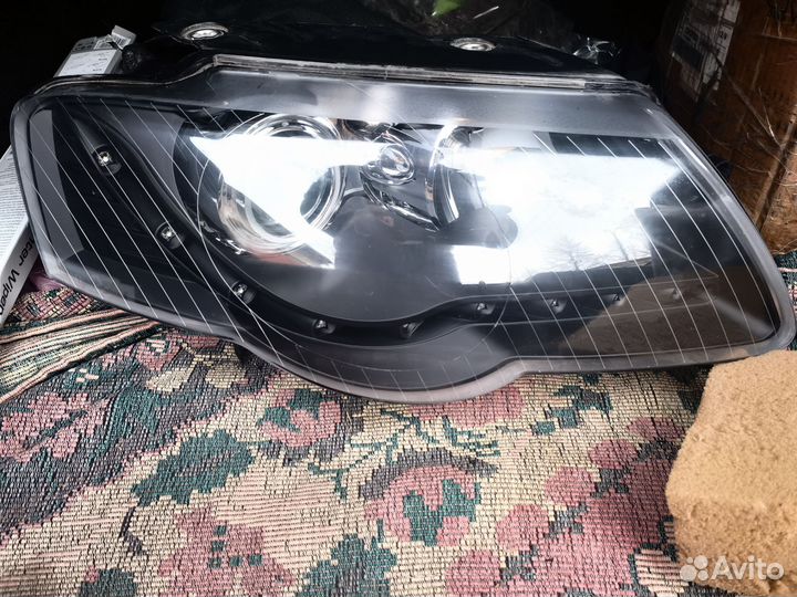 Фара передняя правая