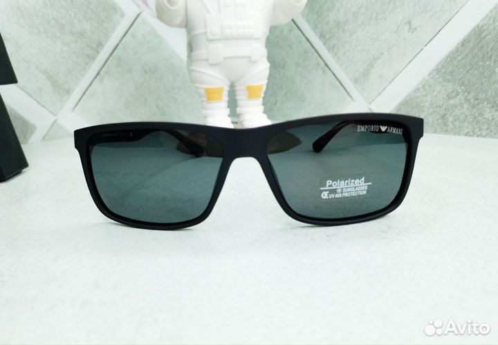Солнцезащитные очки мужские Armani
