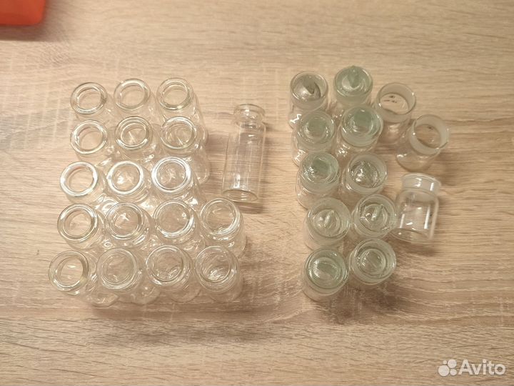 Стеклянные мини бутылочки