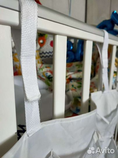 Органайзер на детскую кроватку