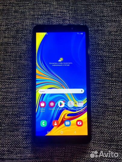 Samsung Galaxy A7 4/64 гб