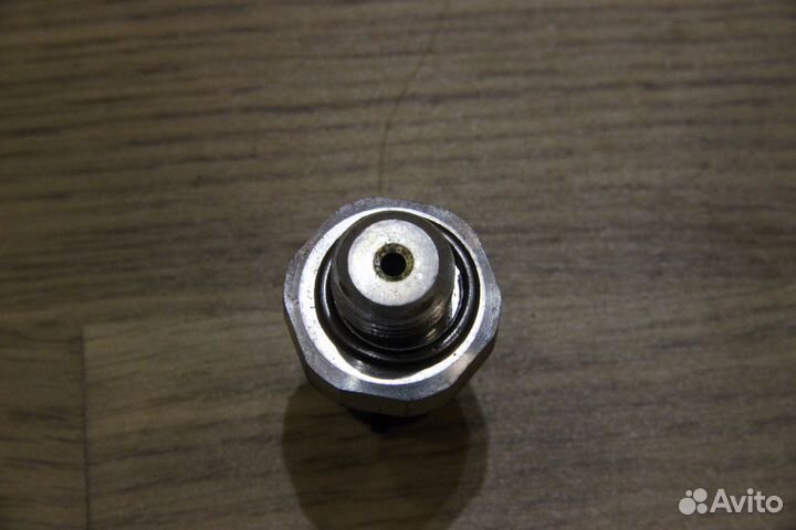 Датчик давления масла GMT800