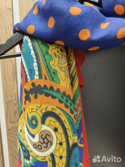 Платок из шерсти 116 на 116 см