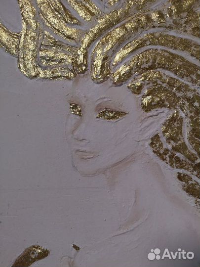 Золотая Медуза Горгона