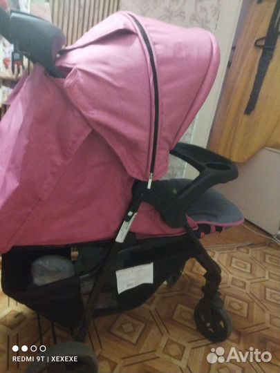 Прогулочная коляска