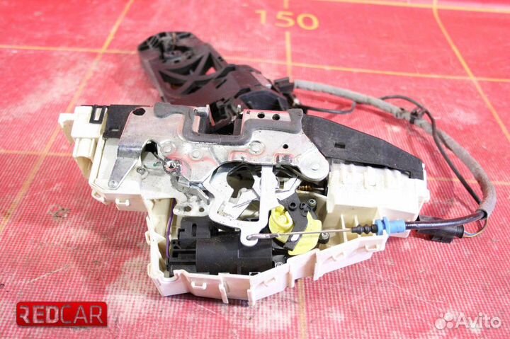 Замок двери передней прав Mercedes W221 S (05-13)