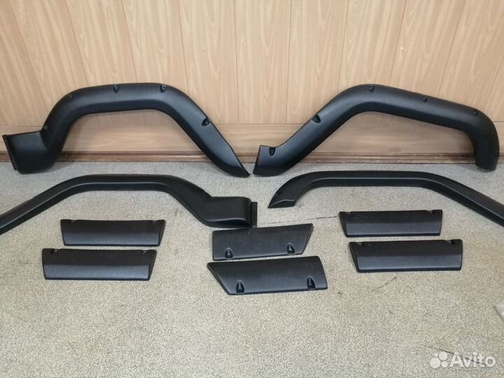 Молдинги УАЗ 469 УАЗ Хантер широкие (10 деталей)