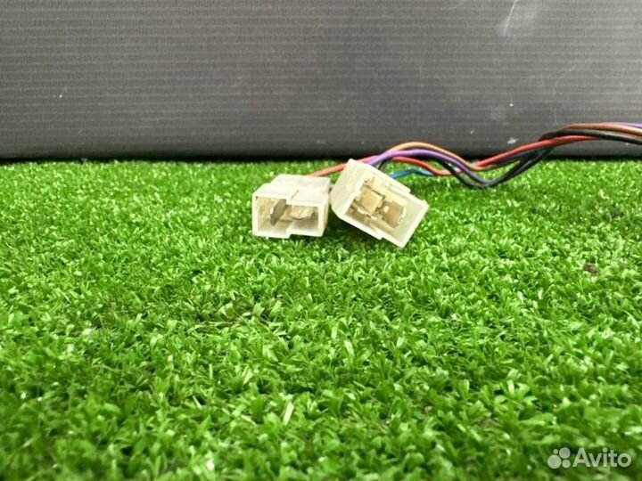 Активатор замка двери передний левый Renault Logan