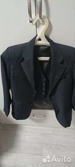 Пиджак и жилетки, галстуки